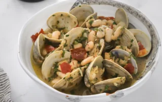la cocina no muerde almejas con frijol blanco y jamón consorcioserrano