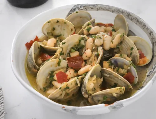 Almejas con Frijol Blanco y Jamón Consorcioserrano